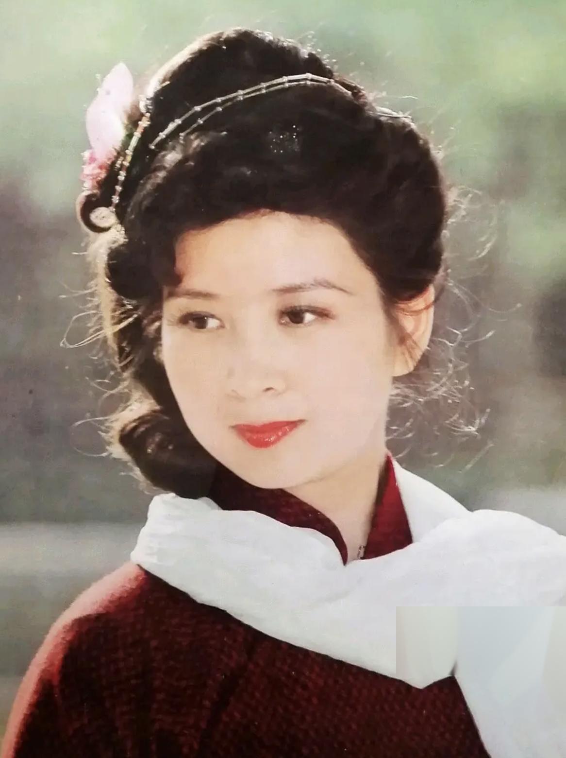 "演员吴海燕:情投意合的师兄,成就我最明智的人生选择"