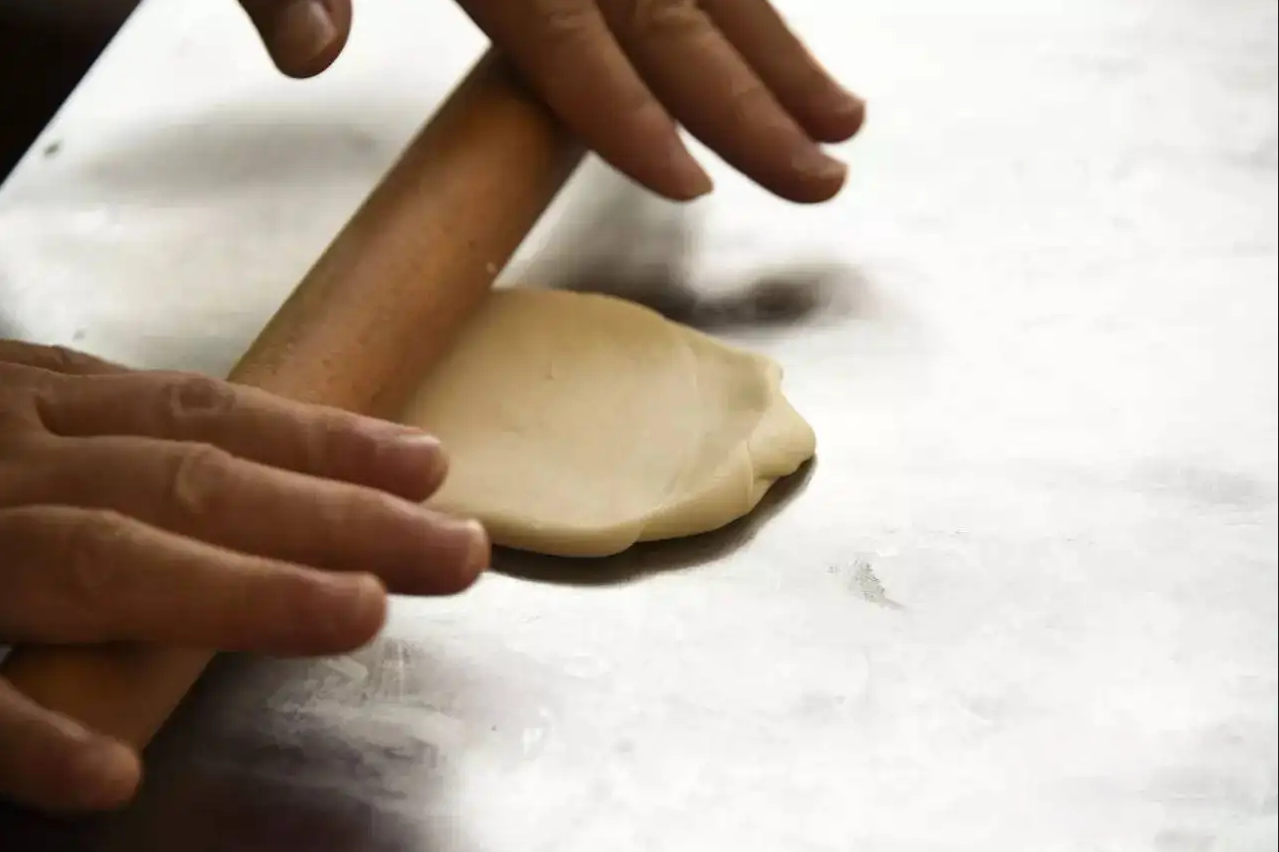 2015年,丈夫半夜被陌生人行凶死里逃生,警方查明真相