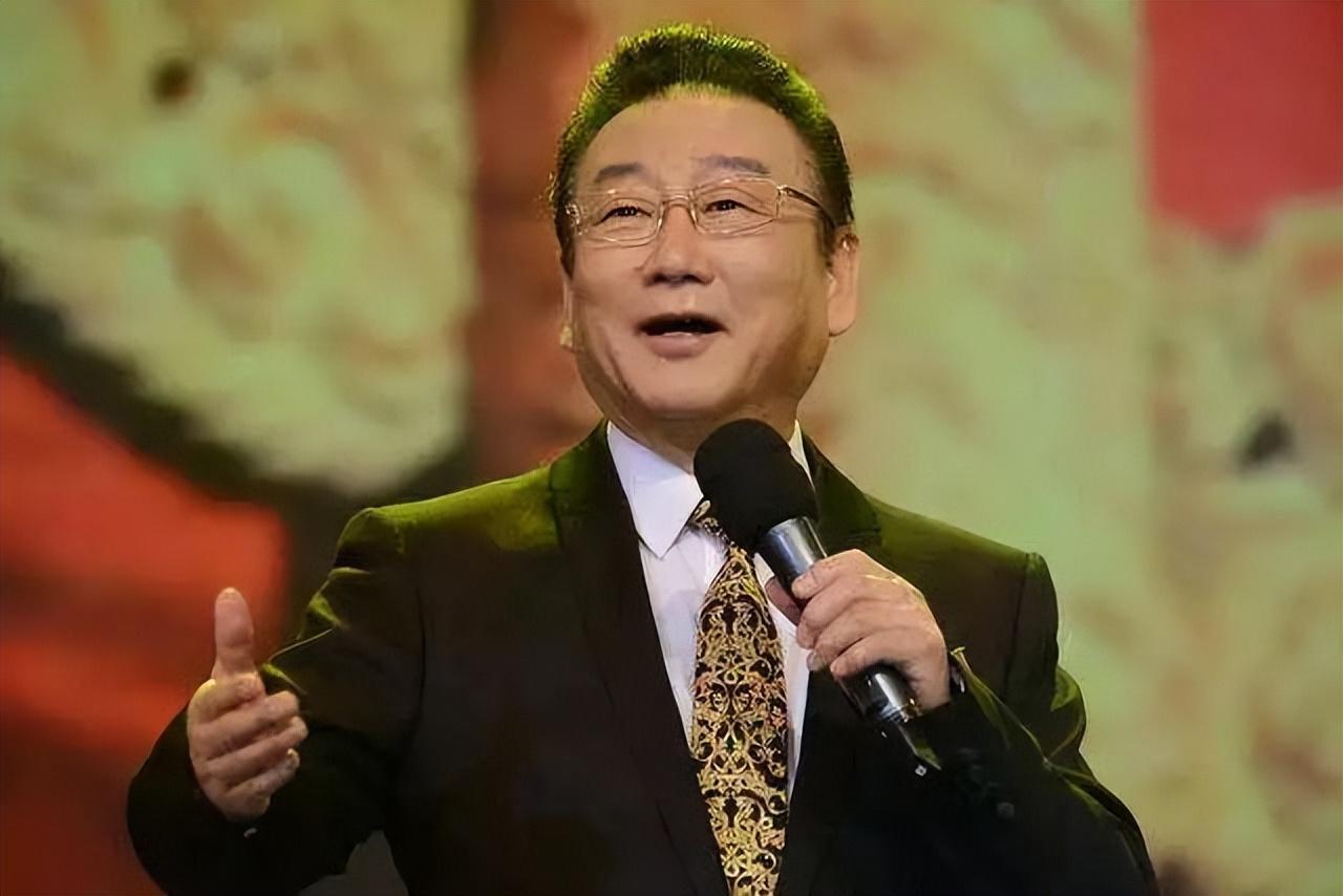 蒋大为-国内赚钱国外花