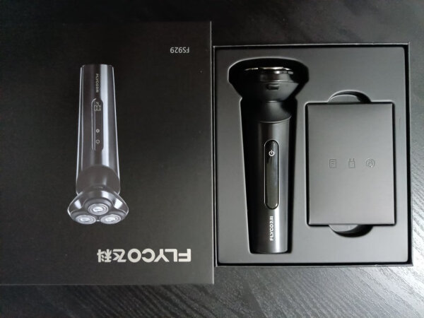 飞科fs925剃须刀:智能感应,弧面双环刀网,多向浮动三刀头