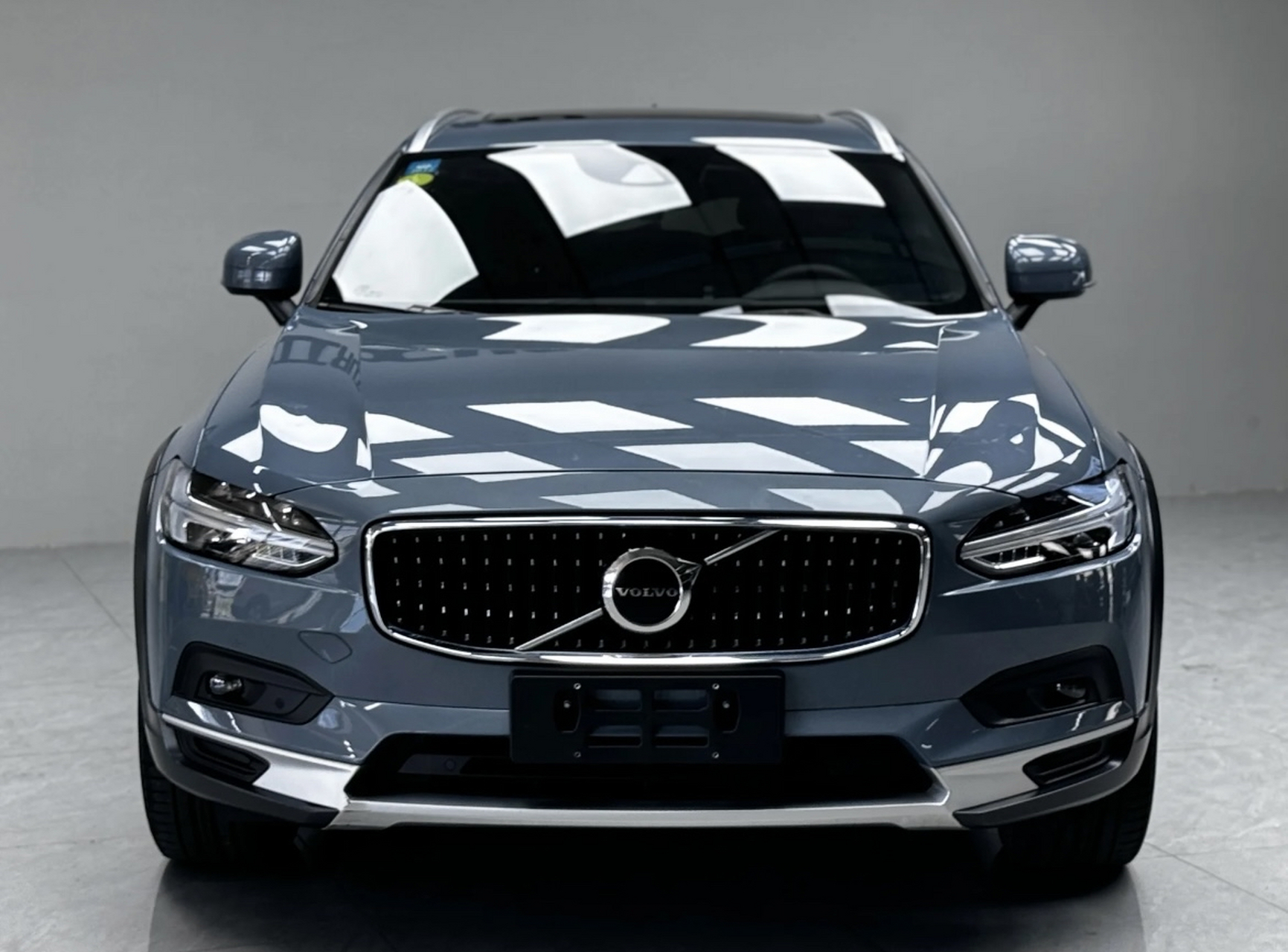 沃尔沃v90旅行车,外形一如既往的好看