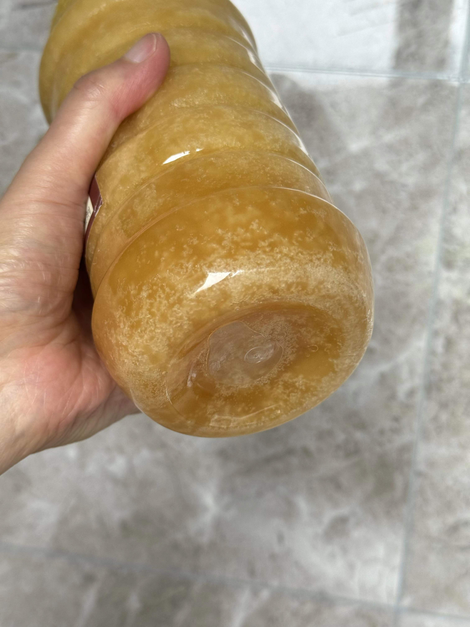 蜂蜜变质发霉图片(蜂蜜变质了还有什么用处)