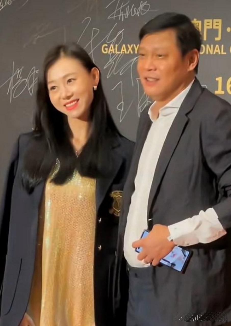 范志毅和芭蕾舞妻子张梦瑾