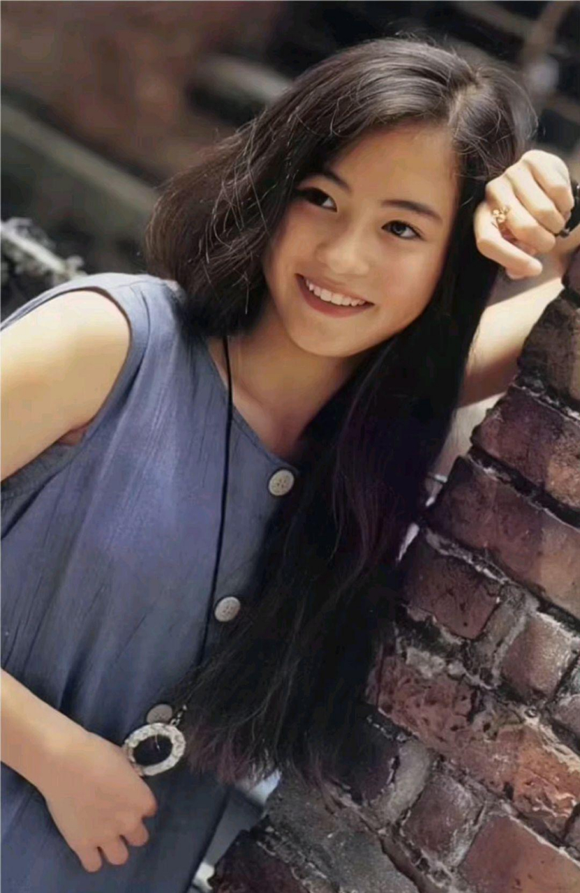 张柏芝14岁的样子