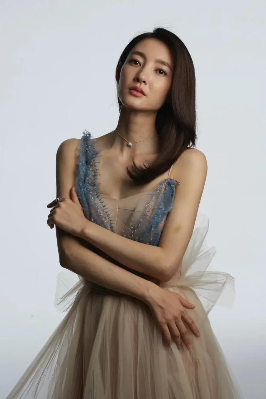 素颜女神王丽坤