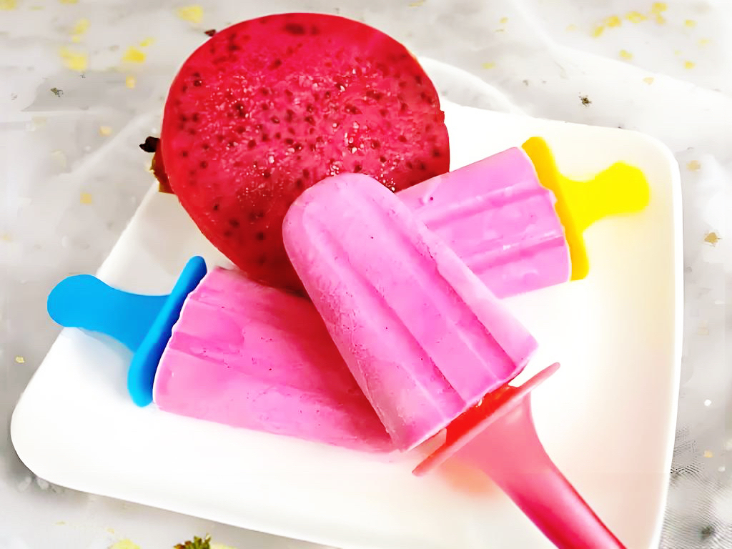 夏日清凉解暑 自制火龙果雪糕