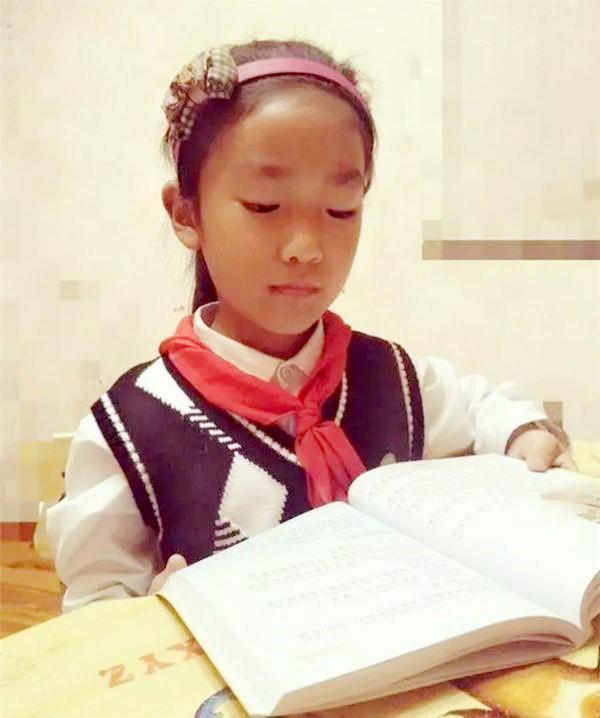 回顾:内蒙6岁女孩破格入伍,成史上最小军官,她有何特殊?