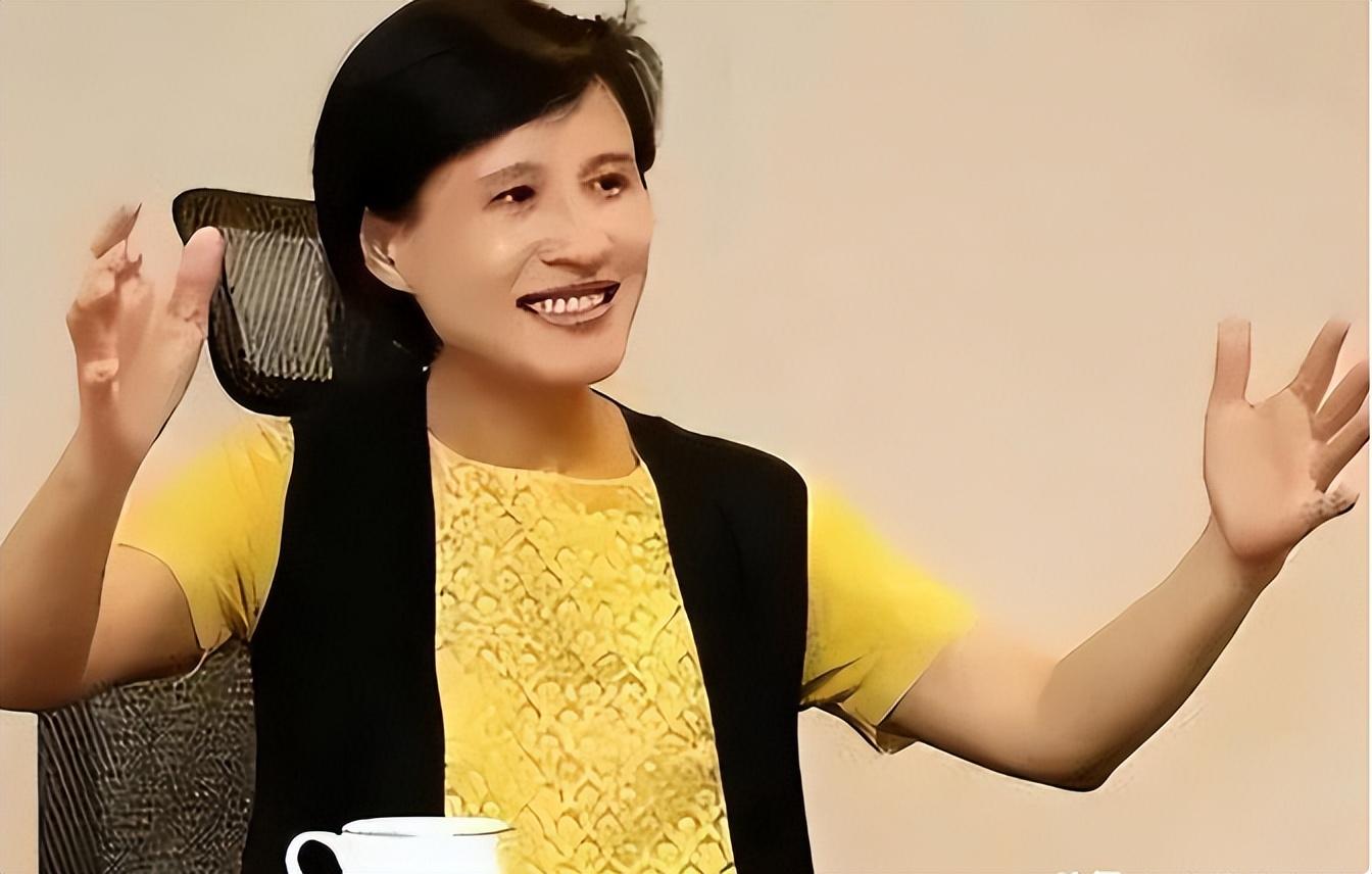 郑丽君:称台湾永远都不会是中国的一部分,被明星唾骂,扇耳光