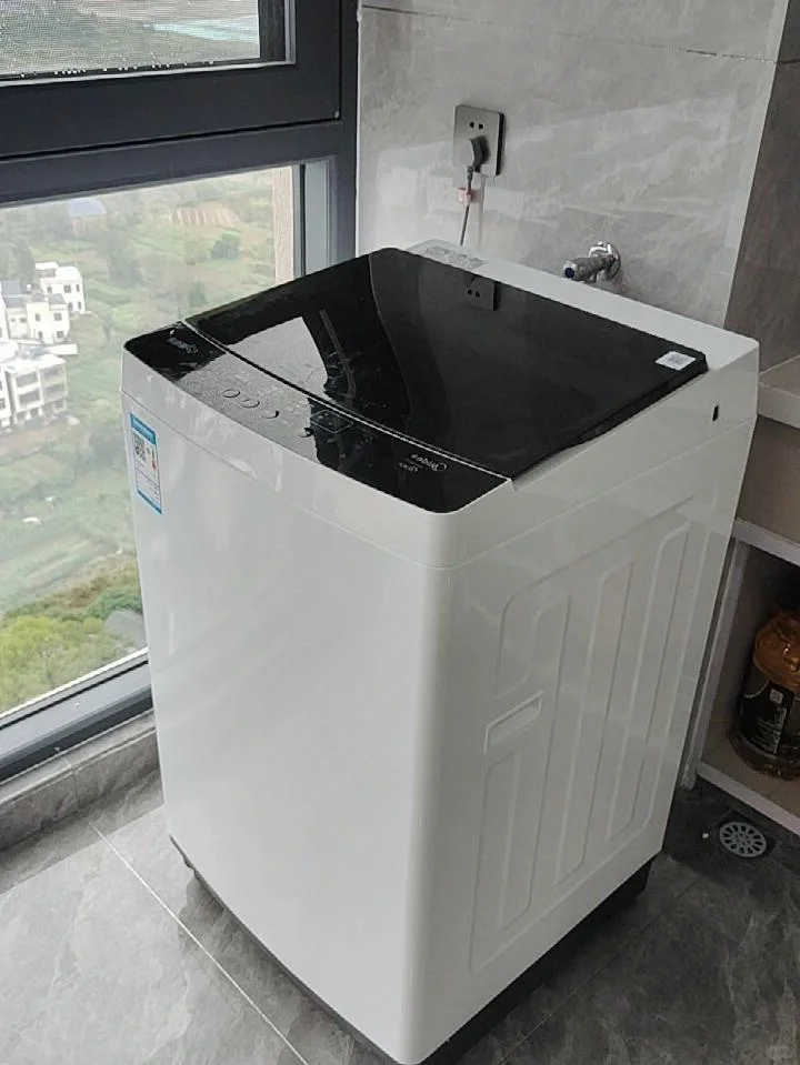 价格低廉,大家都知道波轮洗衣机非常的便宜,最便宜的甚至于不到1000