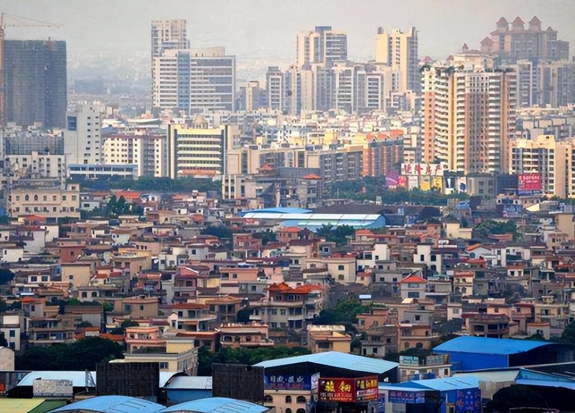 2005年广东5岁女孩走失,生父苦寻13年,找到时已考入世界名校