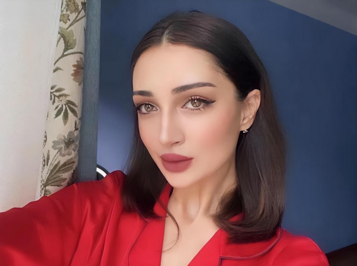 回顾:天津富二代娶乌克兰美女硕士,还将丈母娘一家接到中国