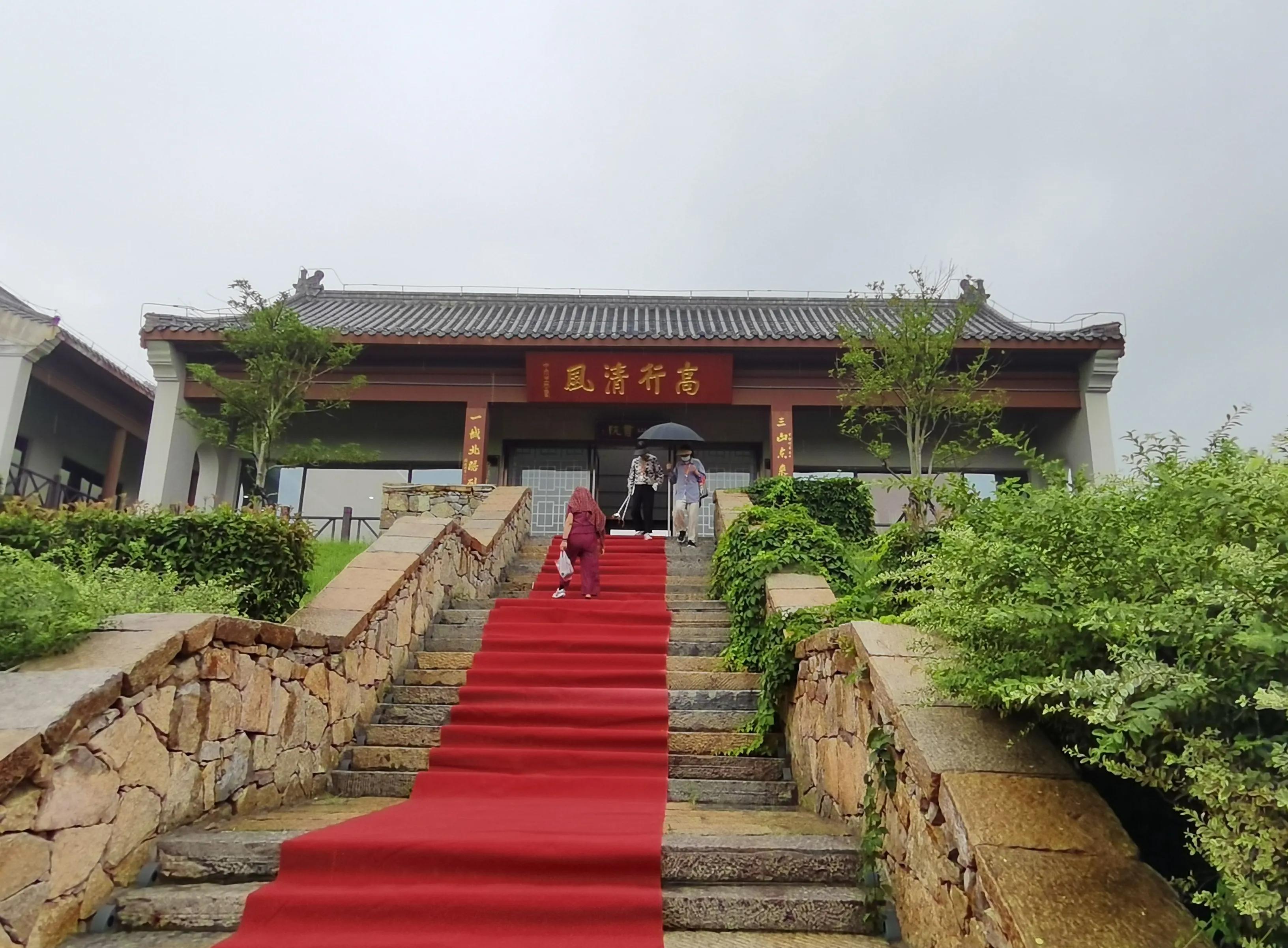 据说,真正成熟的成年人还有一颗童心是很难得的,这