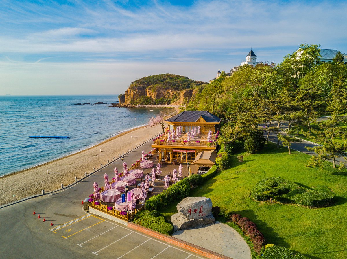 大连高温只有25度左右.