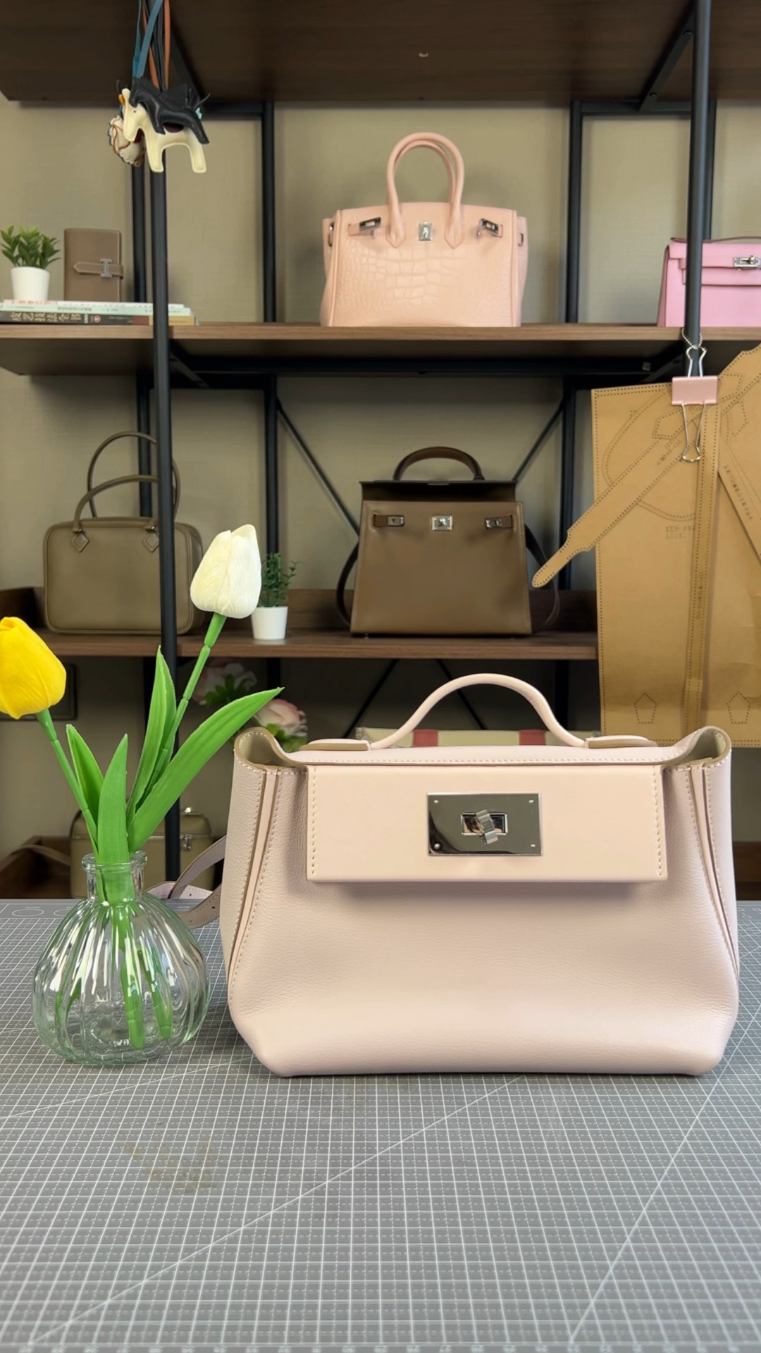 手工定制包包,梦幻紫有人喜欢吗?