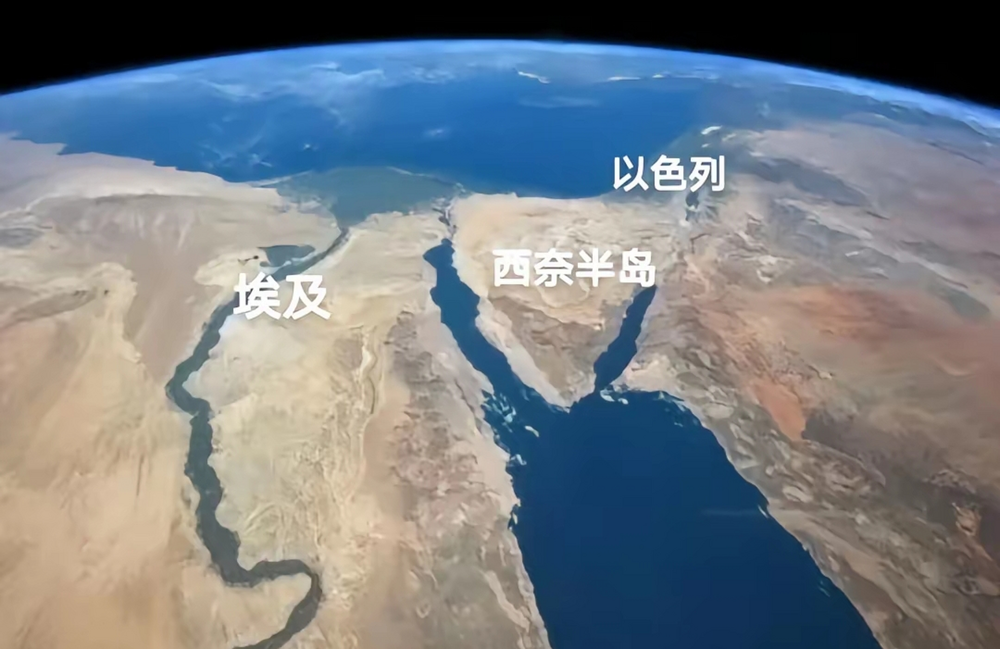 这一咽喉之地,雄踞于红海与地中海之间,扼守着至关重要的苏伊士运河