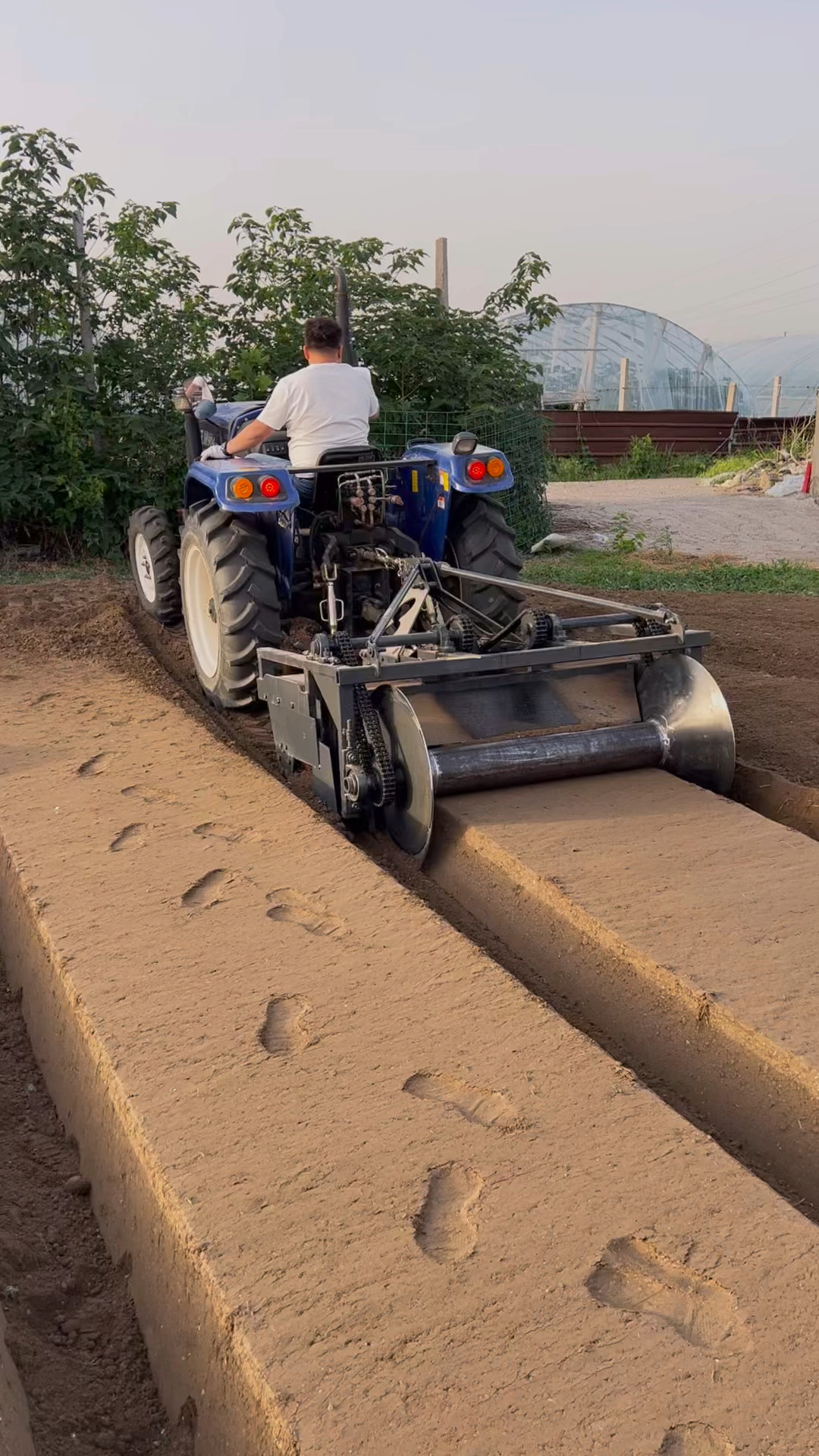 网纹瓜哈密瓜香瓜起垄机,旋耕起垄一体机,垄面根据需求定做-度小视