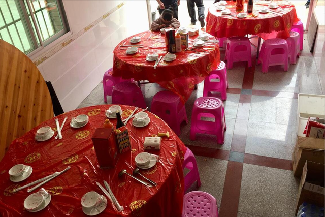 在农村发现一个怪现象:有钱人家人丁稀少,穷苦人家却子孙满堂