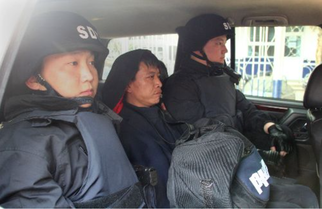 2007年4月14日下午两点,前来交班的工作人员没看到任晓峰和马向景