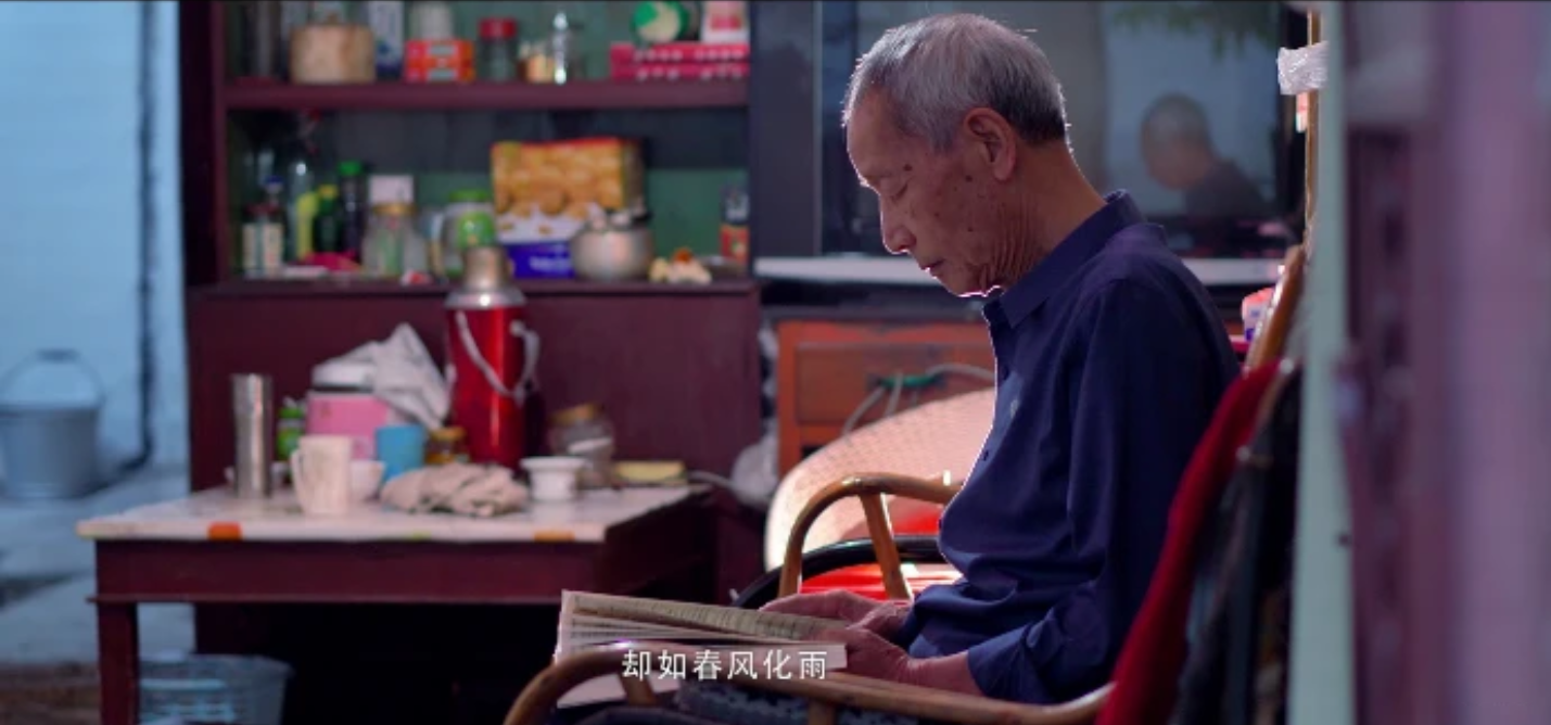 "在世华佗"李伯藩:2006年退休后免费看病,16年来接诊上百万人