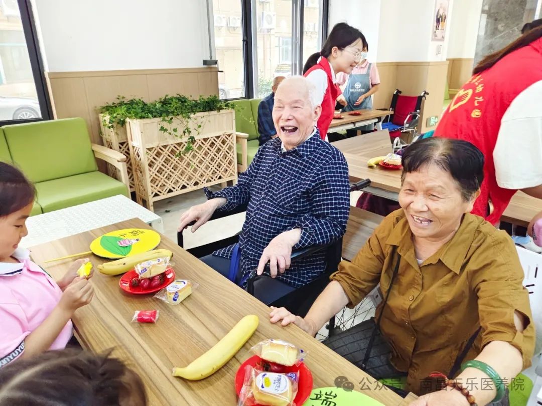 南昌天乐医养院携手多单位开展端午节活动