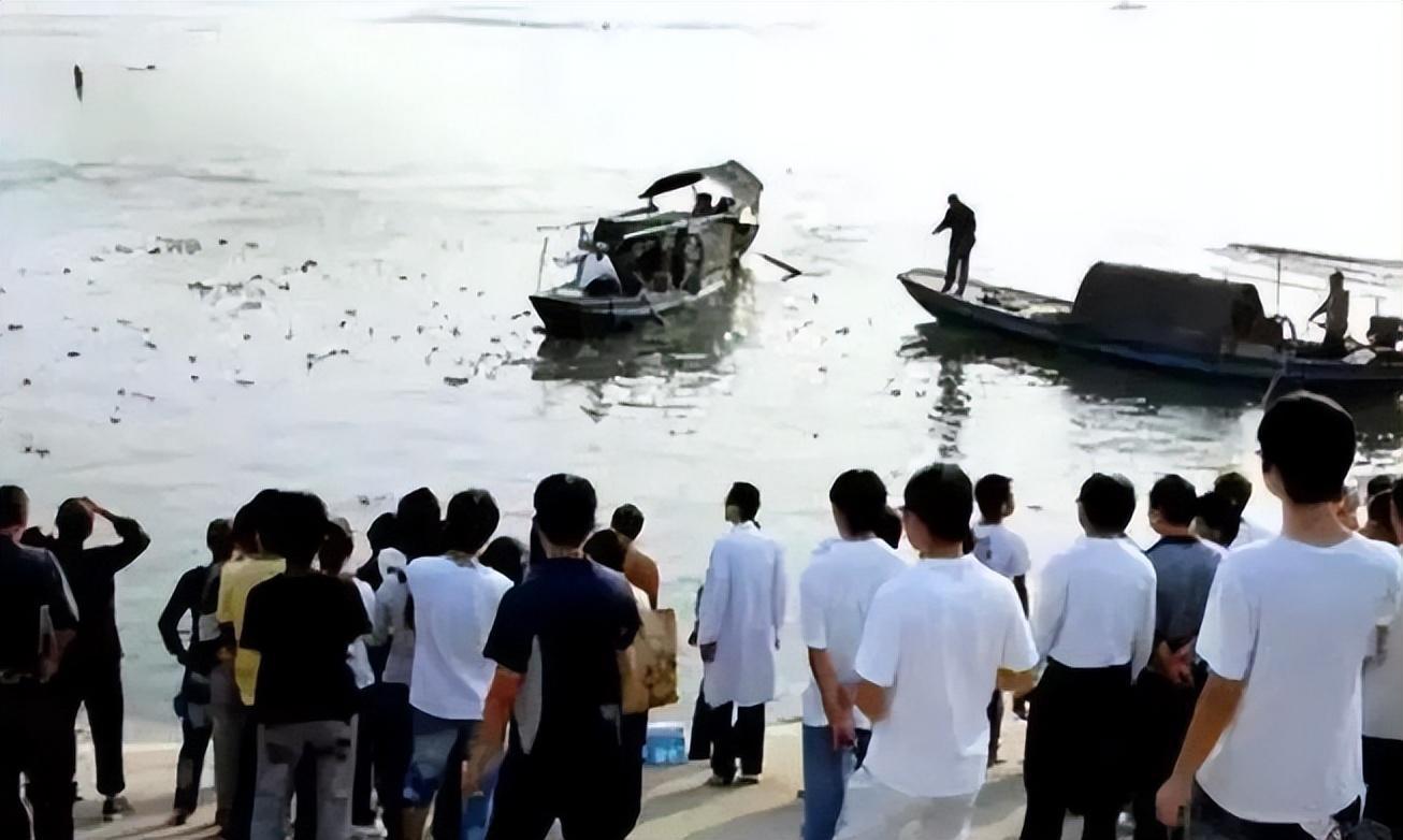 2009年三名大学生溺亡,捞尸人要价3.6万才给尸体,真相到底如何