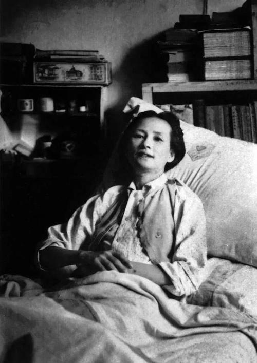 林徽因离世前一晚,想见梁思成没有如愿,遗言令梁思成遗憾终身