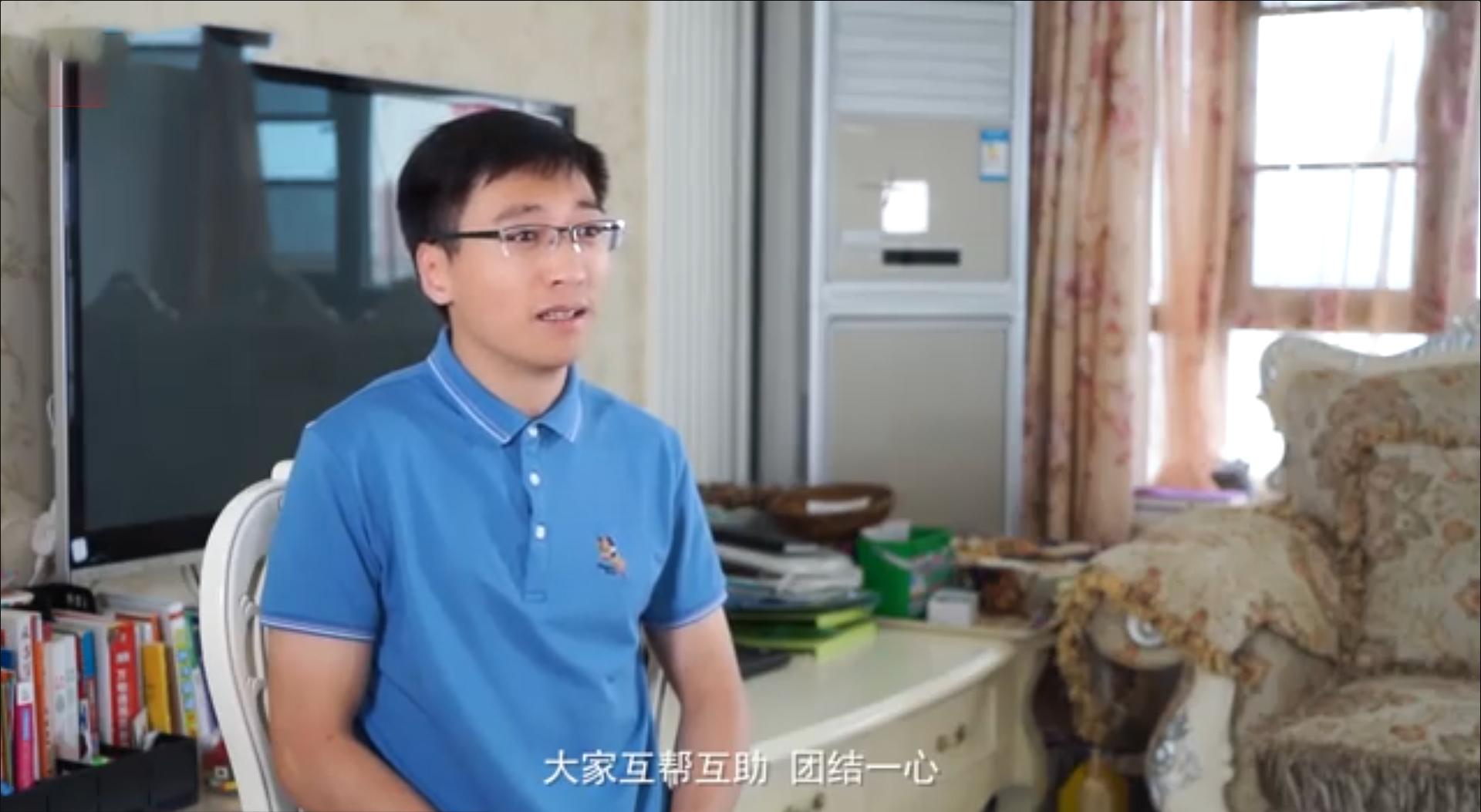 2008年汶川地震,都江堰小伙救下以色列女孩,女孩苦寻13年再相见