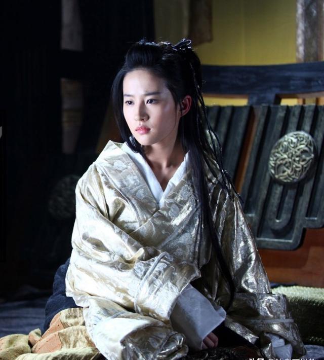 刘亦菲膀大腰圆算不算顶级美人?看她22年塑造的24个角色就有答案