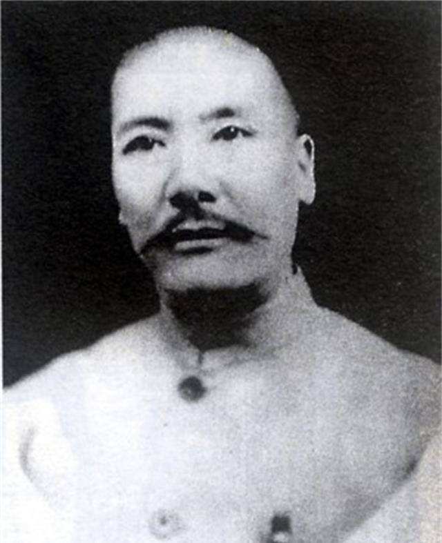 1935年,红军刚出草地就喜获30万斤粮食和2000斤盐,怎么回事?