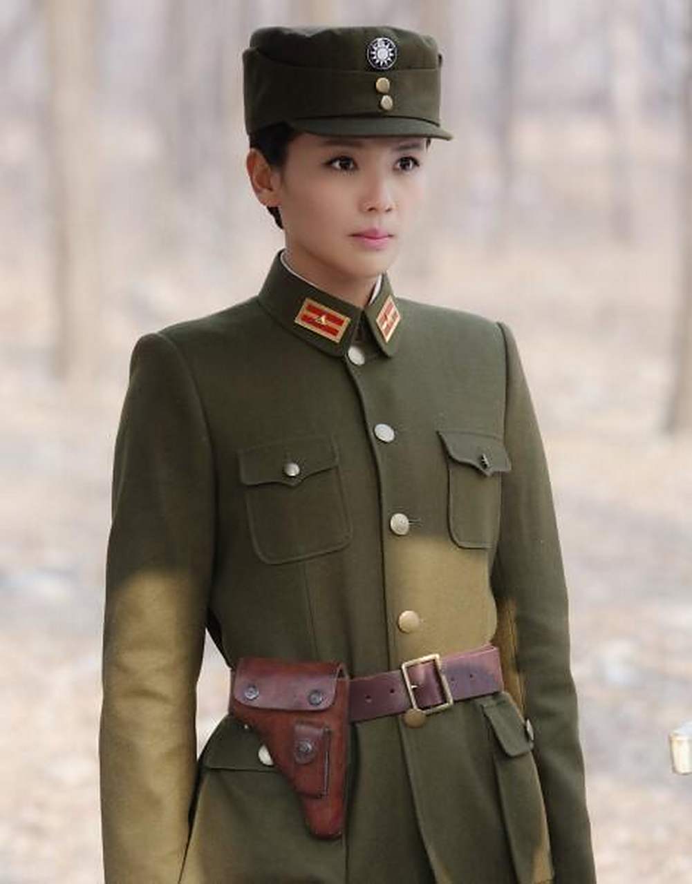 穿军装的女明星,谁最帅?