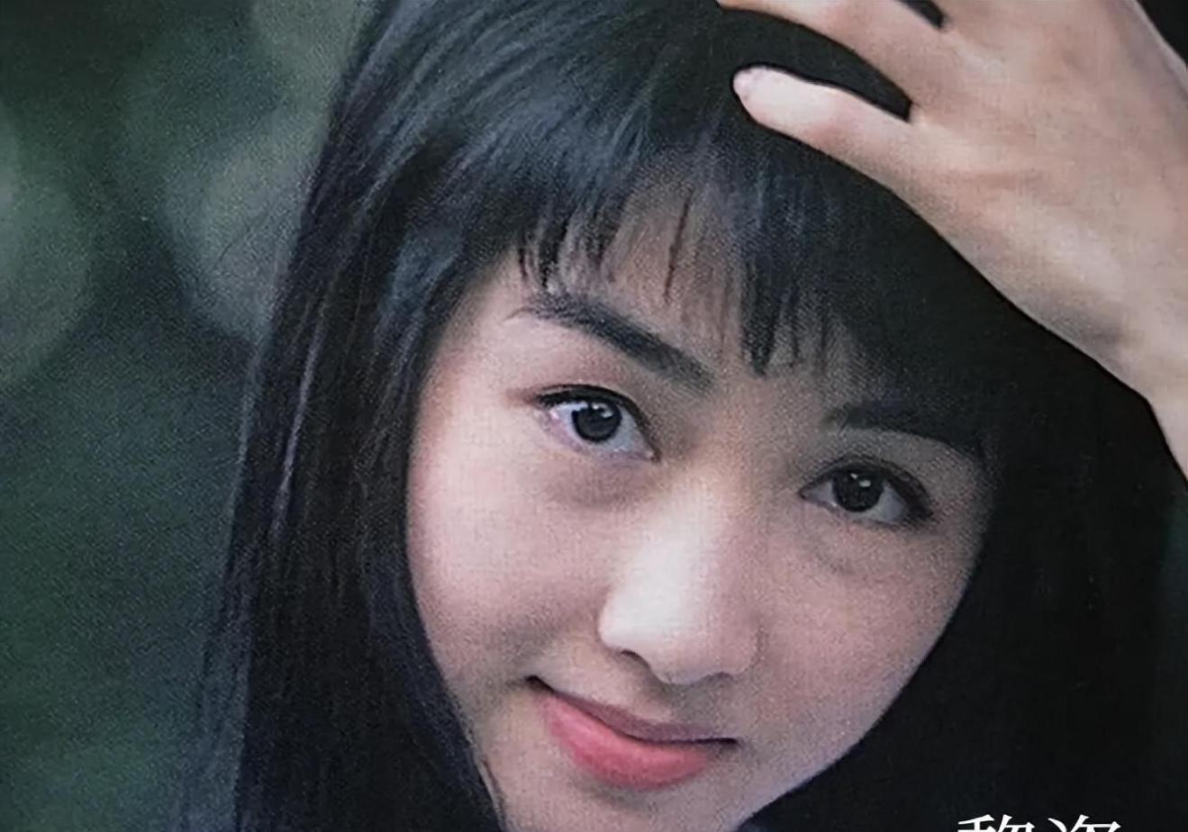 林楚楚—标准的东方美人,做"平妻",共侍一夫,孙女是港星黎姿