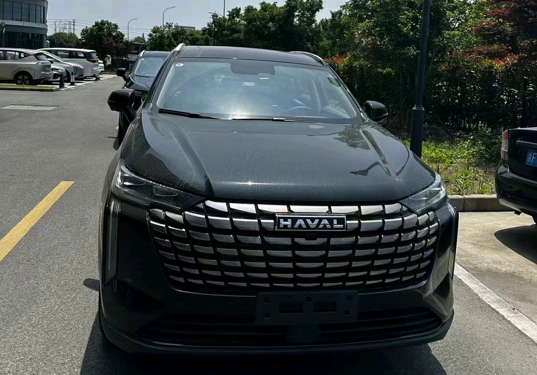 不愧是"国民suv",第四代哈弗h6批量进店