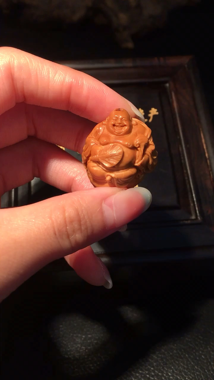 橄榄核纯手工弥勒