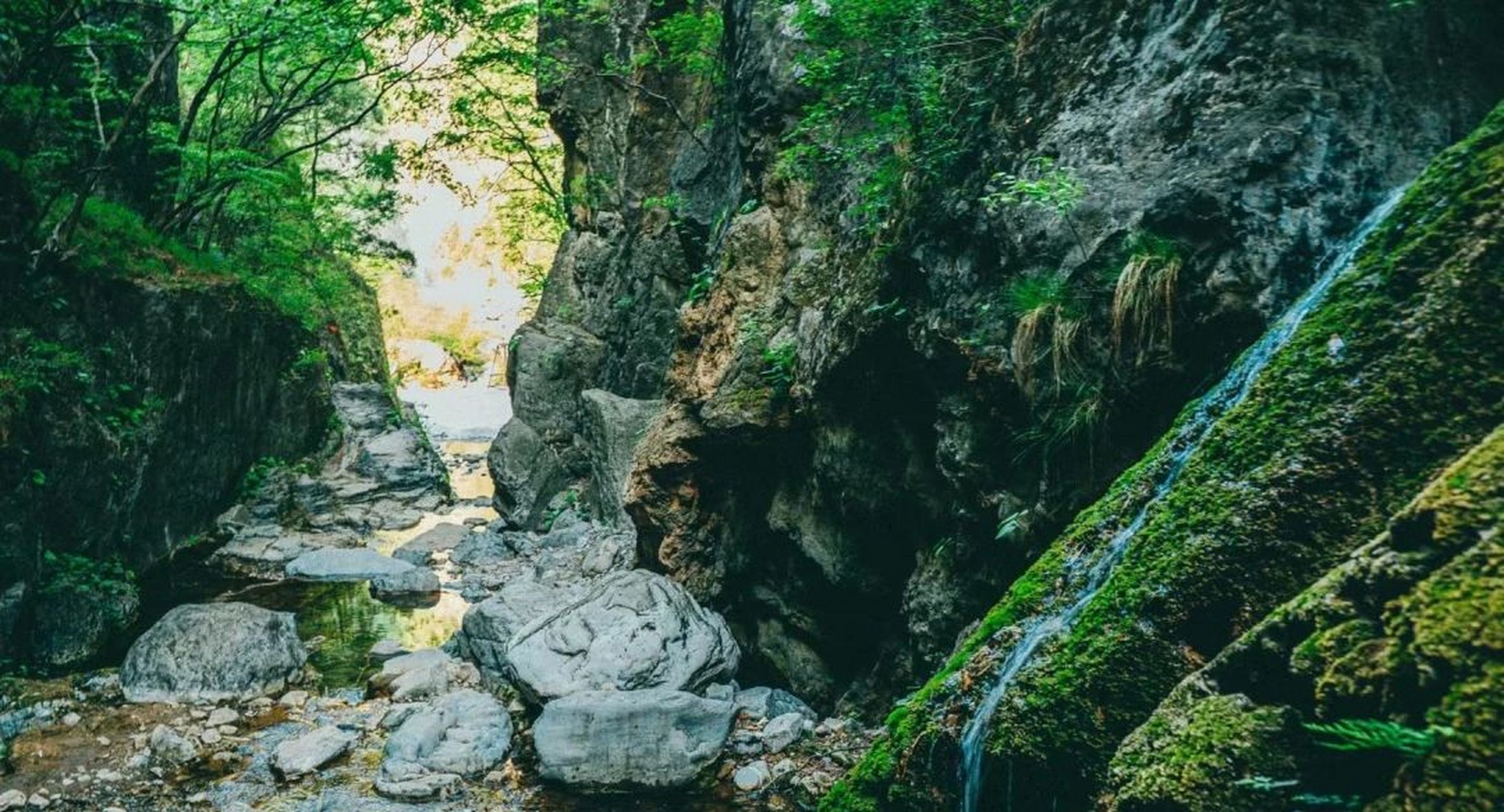 夏日慢慢游# 原计划前往焦作峰林峡游玩,但景区人太多,于是顺路来到
