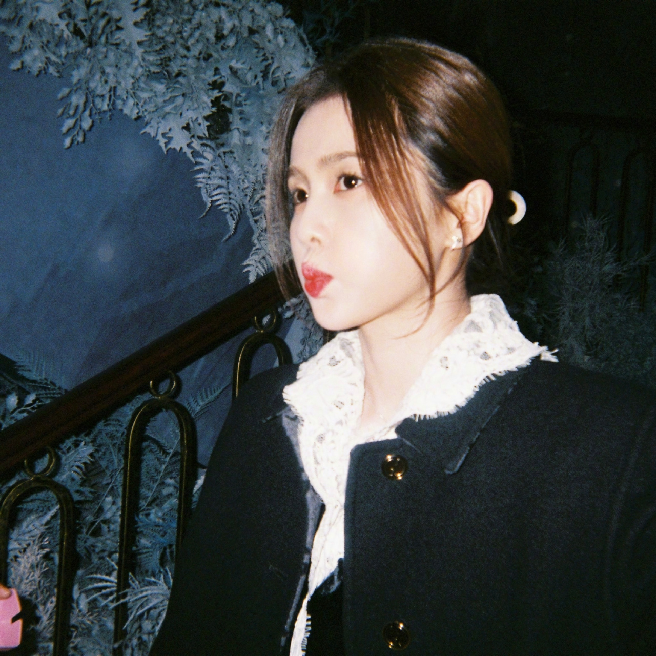 白鹿的头像,如同今日的甜美瞬间,令人心动.