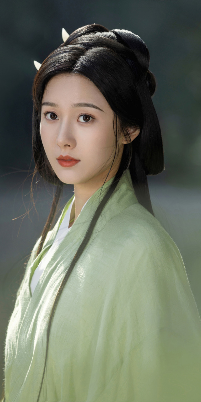 王子璇古风唯美壁纸写真图集,山间清风,如诗如画.