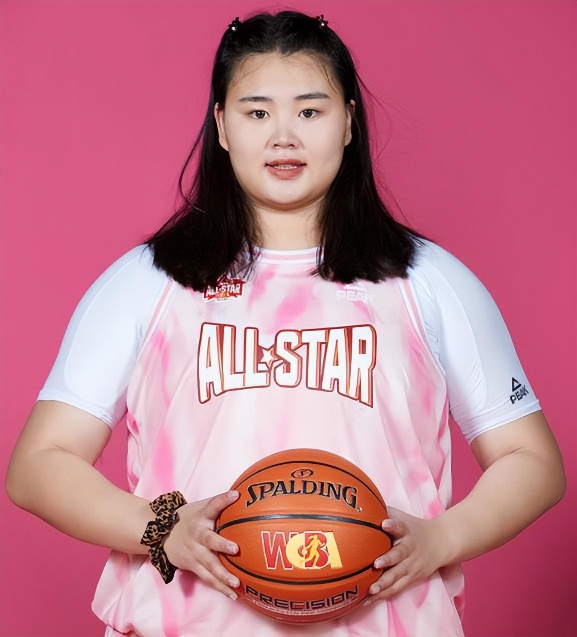 刘禹彤火速增援女篮,热身赛首次征召大宝贝,到达西安投入训练