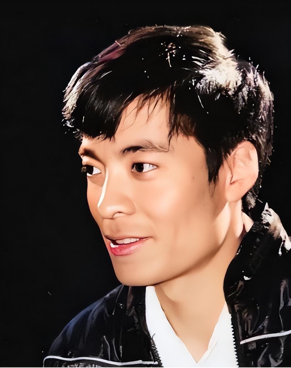 演员刘威:情断杨若兮,被何晴抛弃,50岁却闪婚"圈外人"王晓宇