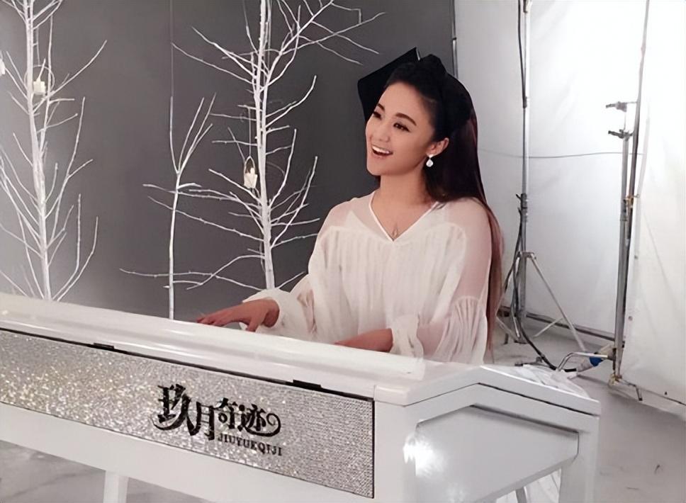 玖月没有奇迹:离婚多年后,王小玮不瘟不火,王小海淡出观众视野