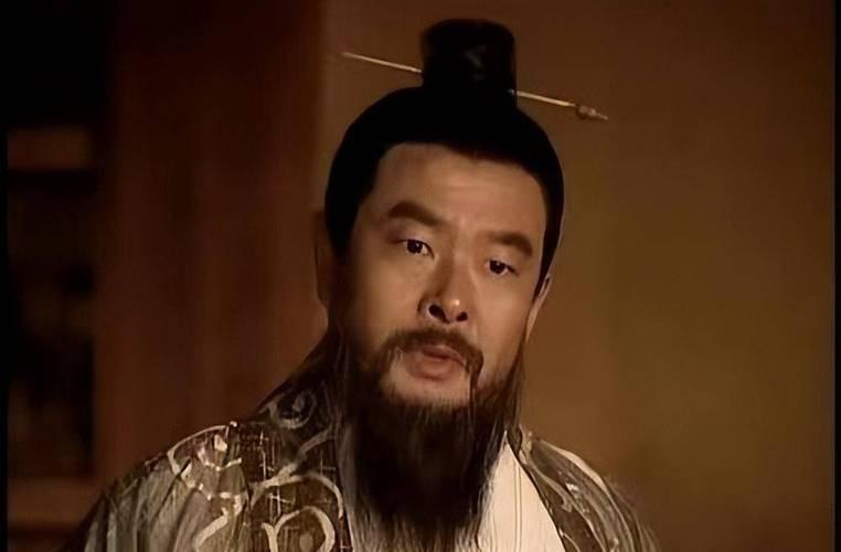 挟天子,灭吕布,驱刘备,乱世枭雄曹操,为何没能完成一统天下?