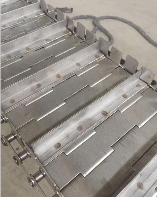 镀锌链板输送带如何测量他的宽度