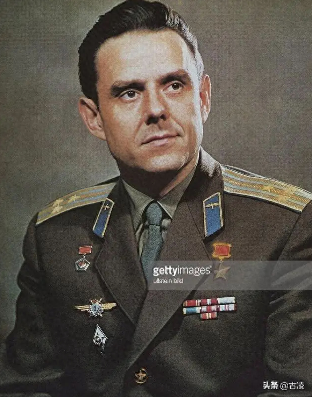 苏联航天员科马洛夫:升空前预感回不来,降落时发生意外当场身亡