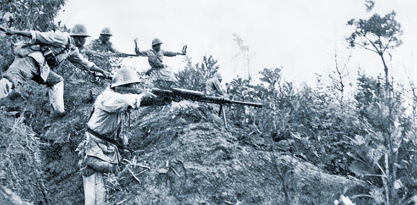 1951年,63军孤军困守铁原,在敌人两倍于己的兵力和猛烈炮火的袭击下