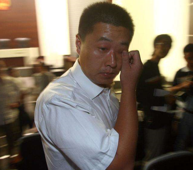 回顾曾轰动全国的彭宇案,一句不是你撞的,你为何要扶?让人心痛