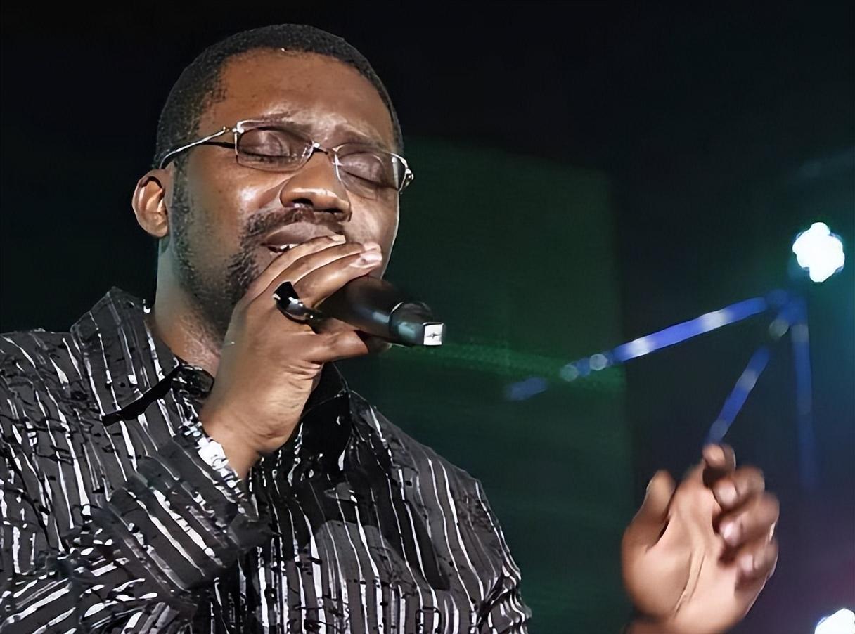 回顾黑人歌手好弟:走红后娶中国姑娘,如今36岁仍未取得中国绿卡