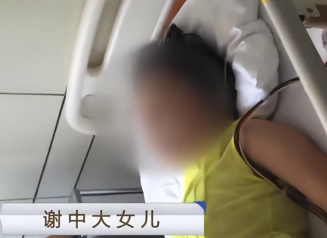 2015年,天津一家四口包馄饨吃,一夜过去3人殒命,警察差点中招