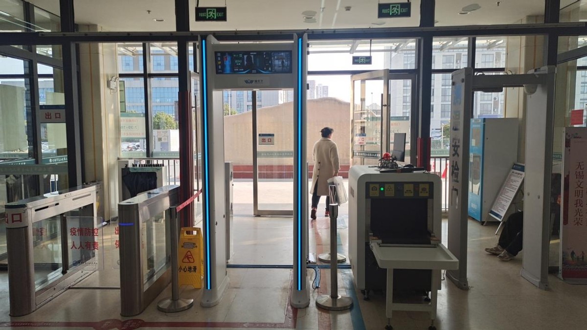 医院安检门在医疗环境中的作用及其对医院安全的重要性