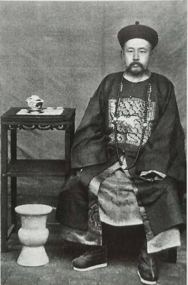 号称天津杜月笙,一生吃得开!潘子欣做人做事一流,结局尤为难得