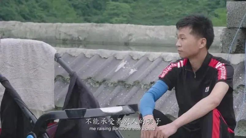 回顾张琳:15岁被嫁从大山逃离,两次离婚后,她的经历拍成纪录片