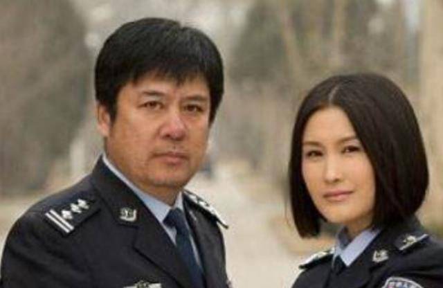 回顾王茜:嫁大23岁导演结婚9年丈夫去世后,守寡7年完成丈夫遗愿